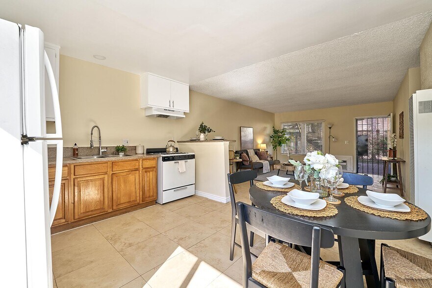 More Photos Of 1381 Burwood St, La Habra Apartments For Sale