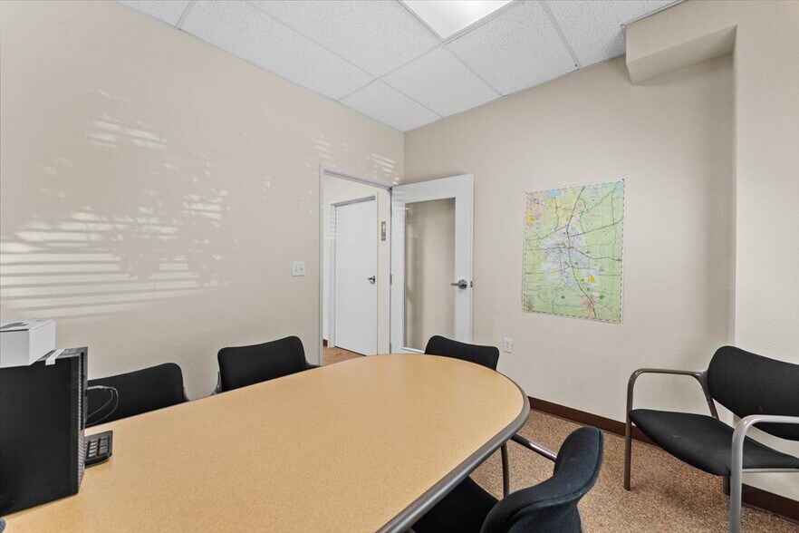 More Photos Of 2155 Larkspur Ln, Redding Office For Sale