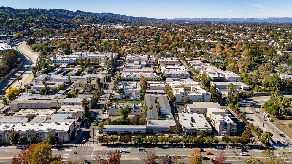 More Photos Of 4215 Vineland Ave, Studio City Apartments For Sale