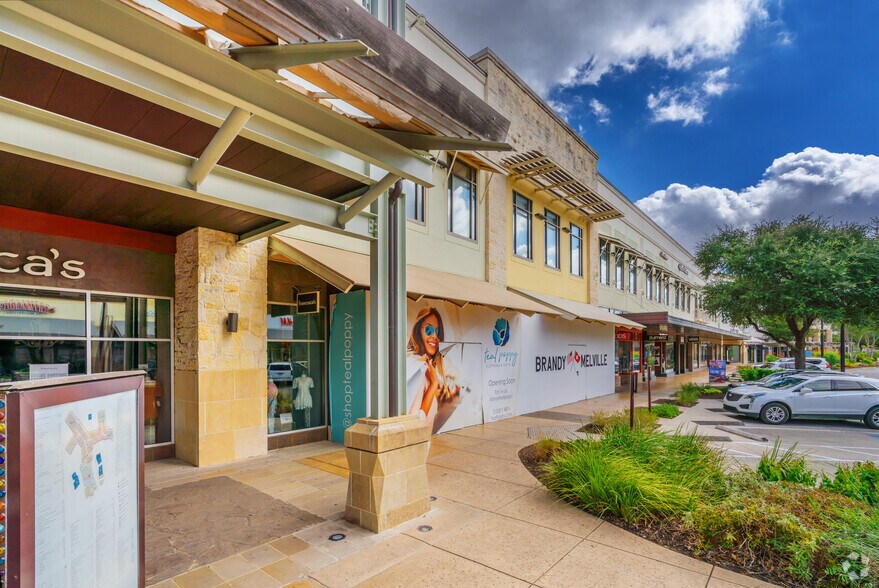 More Photos Of 15900 La Cantera Pky, San Antonio Unknown For Lease