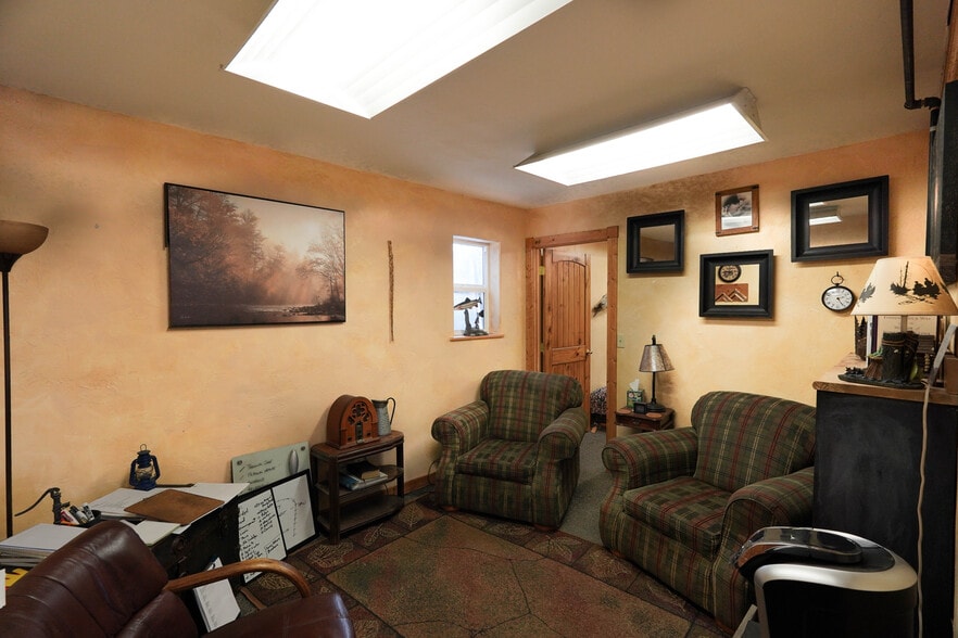 More Photos Of 428 1st Ave W, Kalispell Office For Sale