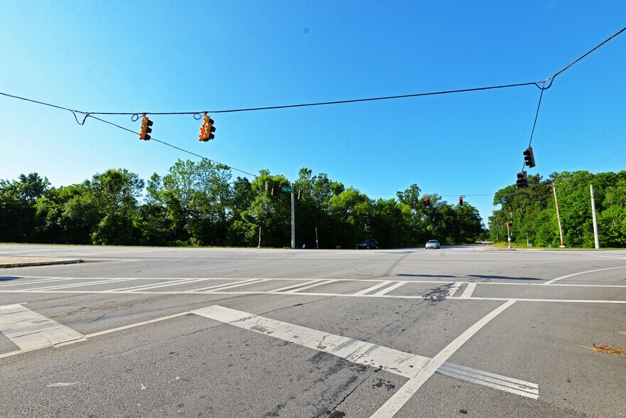 More Photos Of 2421 Happy Valley Rd, Rossville Land For Lease