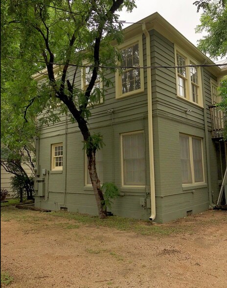 More Photos Of 603 W 14th St, Austin Office For Lease