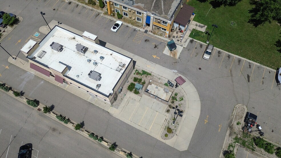 More Photos Of 101 W Lind St, Mankato Fast Food For Lease