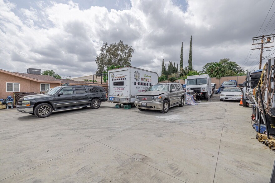 More Photos Of 15723 Kadota St, Sylmar Land For Sale