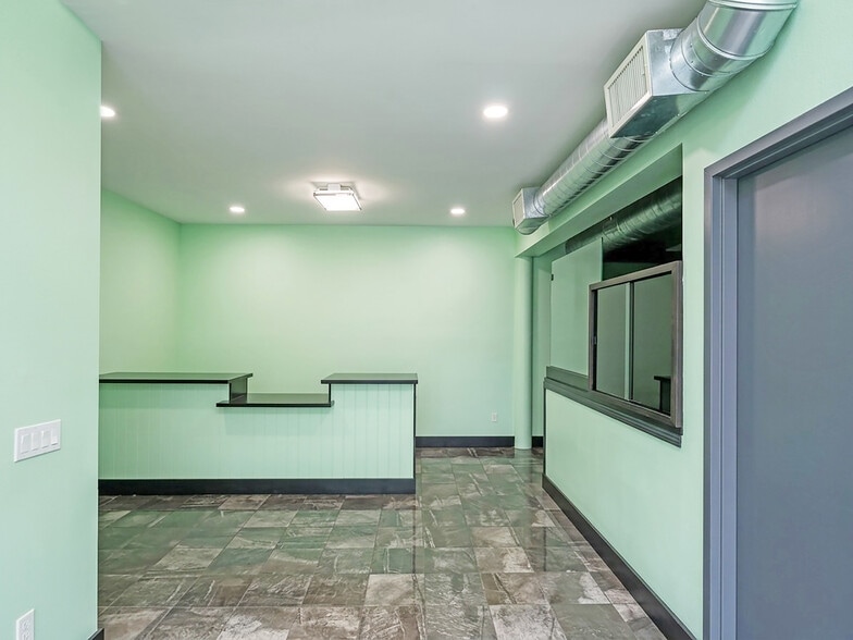 More Photos Of 472-478 7th St, Oakland Office For Lease