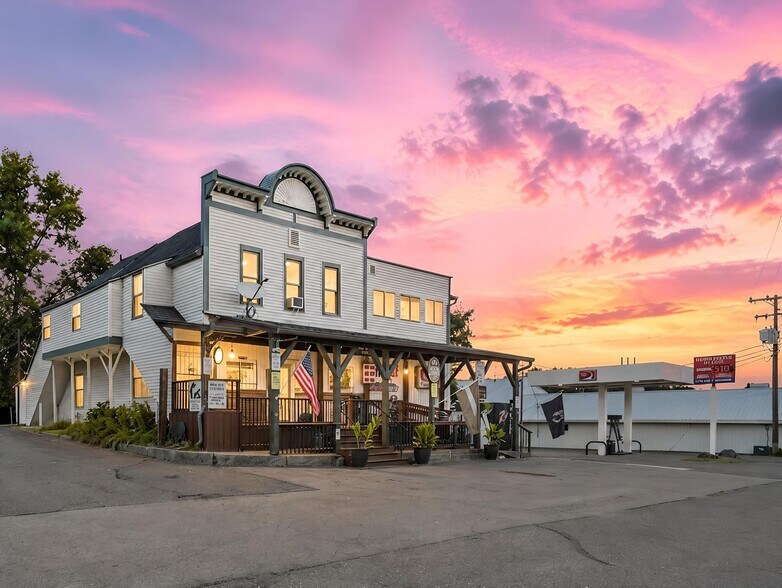 Primary Photo Of 300 Rush Point Dr, Stanchfield Office For Sale