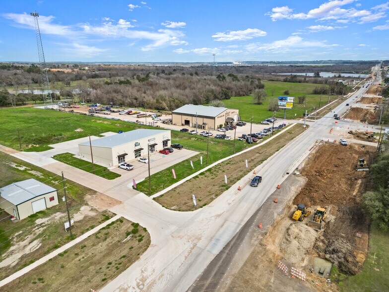 More Photos Of 14132 FM 1097 Rd W, Willis Office For Lease