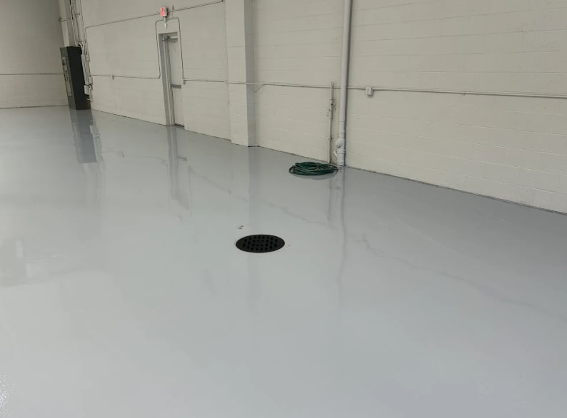 More Photos Of 850 Glaspie St, Oxford Warehouse For Sale