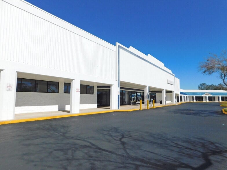 More Photos Of 188-282 Barton Blvd, Rockledge Unknown For Lease