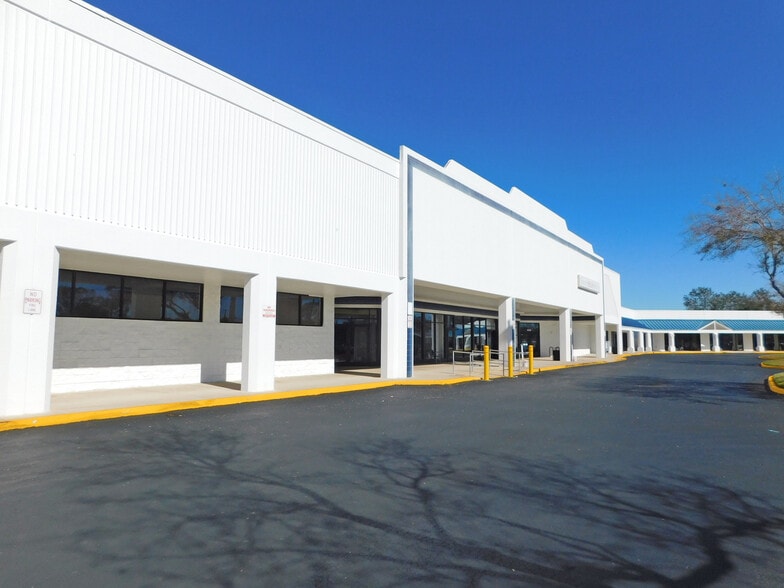 More Photos Of 188-282 Barton Blvd, Rockledge Unknown For Lease