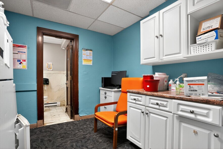More Photos Of 1006-1008 W Lehigh Ave, Philadelphia Medical For Sale