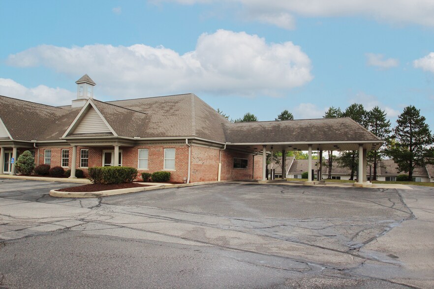 More Photos Of 285 E Reagan Dr, Medina Office For Lease
