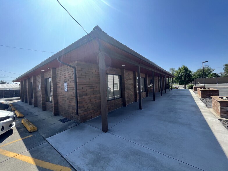 More Photos Of 333 E Main St, Hermiston Office Residential For Sale