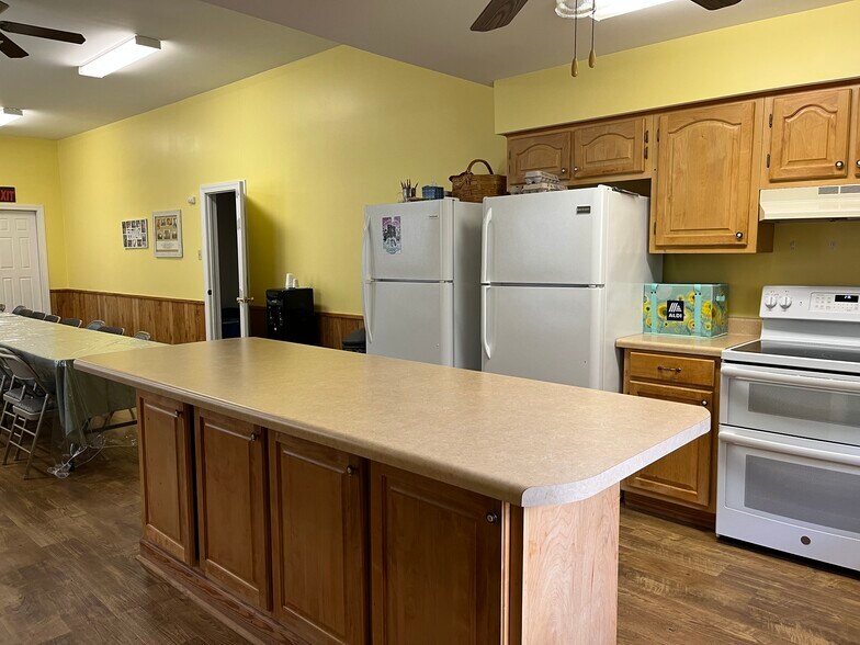 More Photos Of 836 Chester Ave, Tupelo Religious Facility For Sale