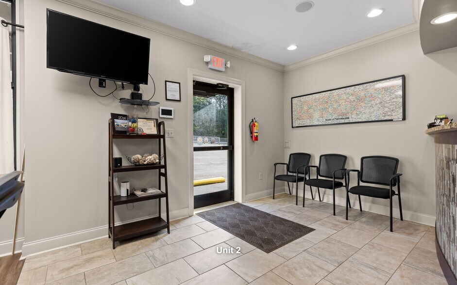 More Photos Of 1401 Spring Place Rd SE, Cleveland Office Residential For Sale