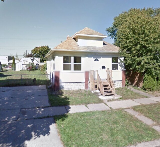 More Photos Of , River Rouge Unknown For Sale