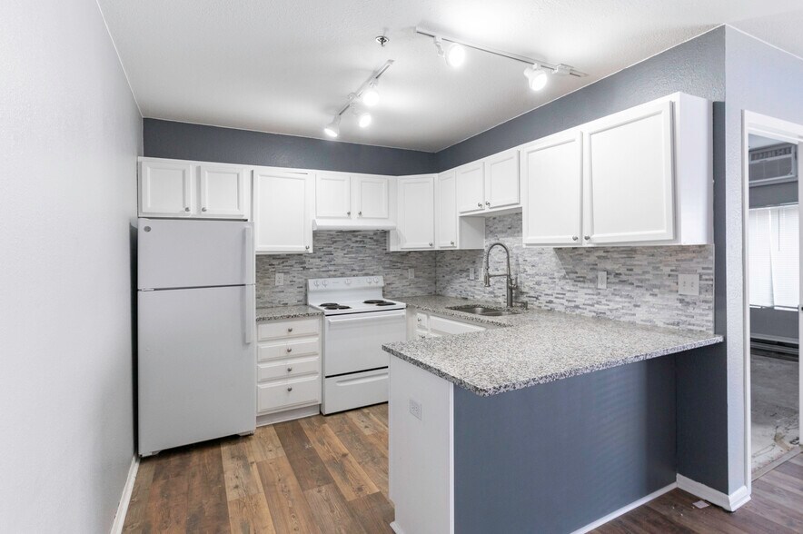 More Photos Of 4429 S Nicollet Ave, Minneapolis Apartments For Sale