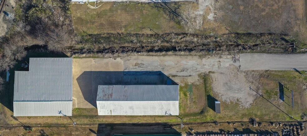 More Photos Of 3705 N Highway 77, Waxahachie Unknown For Lease