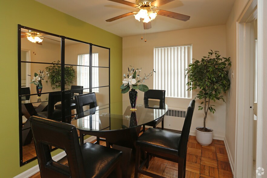 More Photos Of 3301 Chillum Rd, Mount Rainier Apartments For Sale