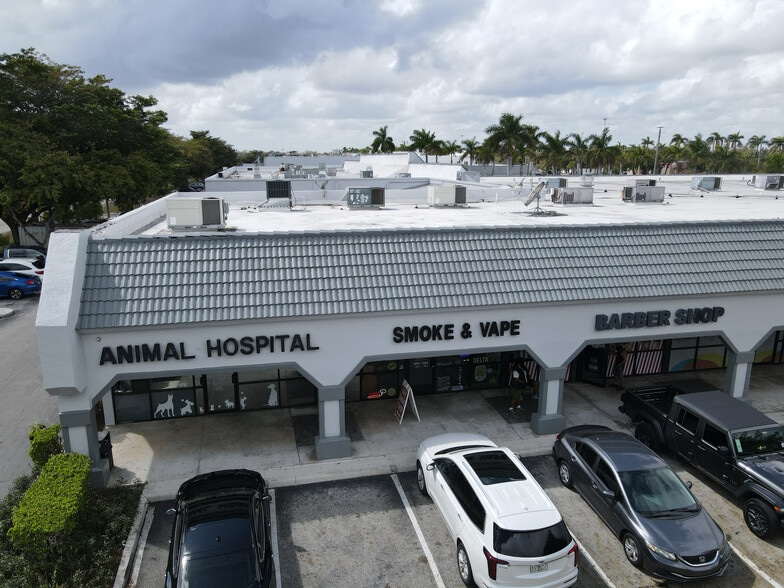 More Photos Of 11210-11300 Pines Blvd, Pembroke Pines Unknown For Lease