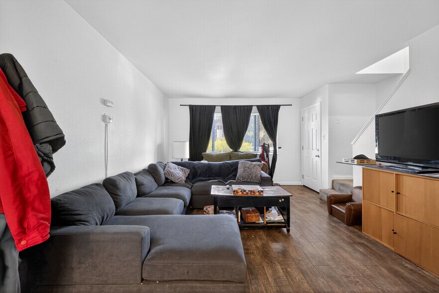 More Photos Of 600-606 Pacific Ave, Santa Rosa Apartments For Sale
