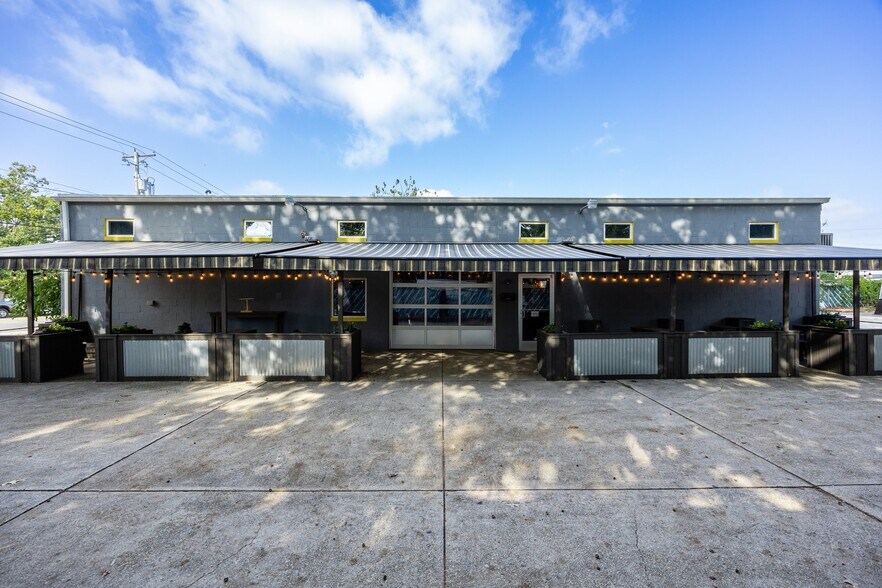 More Photos Of 705 W New York Ave, Somers Point General Retail For Sale