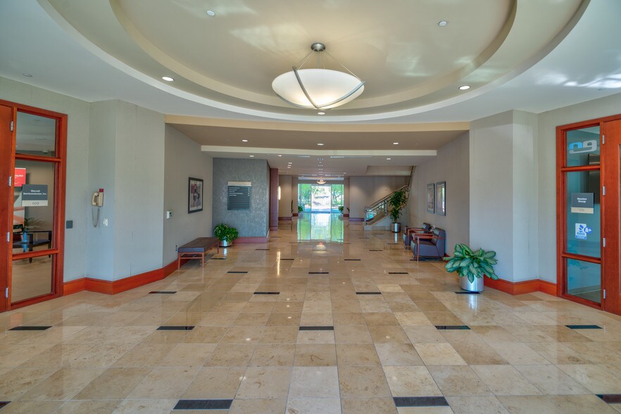 More Photos Of 1750 E Northrop Blvd, Chandler Office For Lease