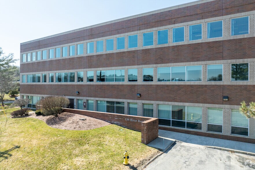 More Photos Of 138 River Rd, Andover Office For Lease