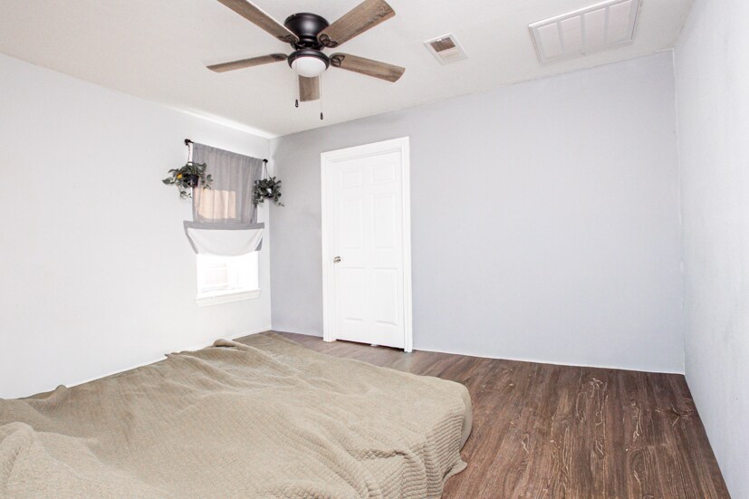 More Photos Of 18501 County Road 3131, Gladewater Multifamily For Sale