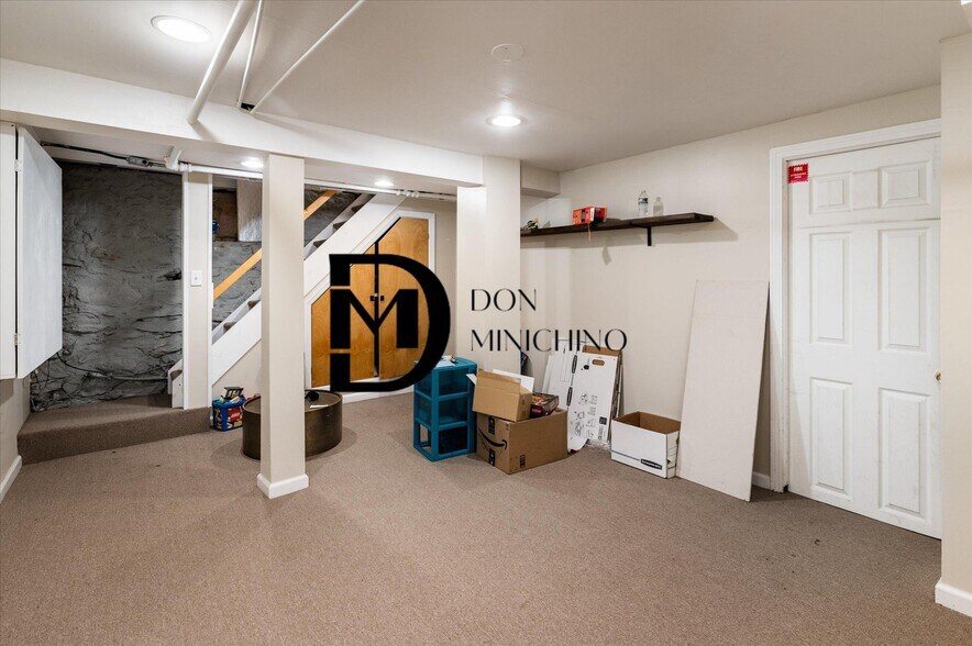 More Photos Of 49 Smith Ave, Mount Kisco Office For Sale