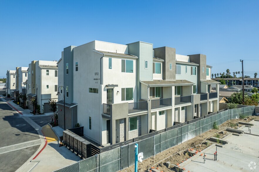 More Photos Of 11700-11722 Arkansas St, Artesia Apartments For Lease