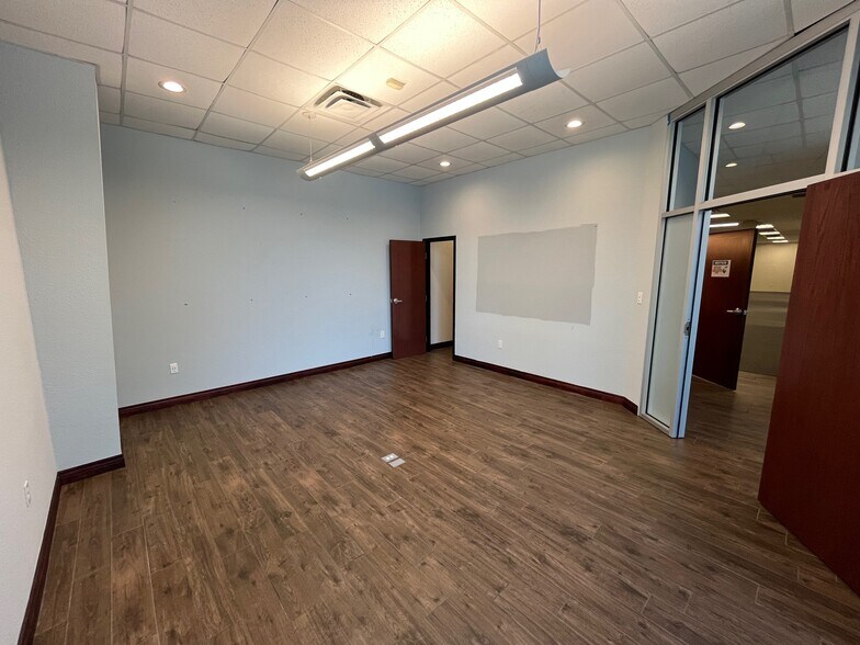 More Photos Of 8565 Somerset Dr, Largo Light Distribution For Lease