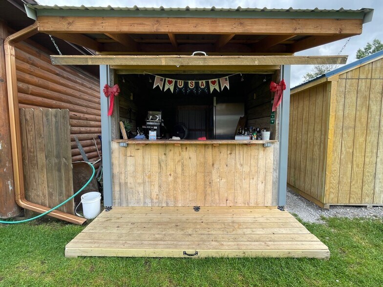 More Photos Of 2262 Deeter Rd & M72, Luzerne Restaurant For Sale