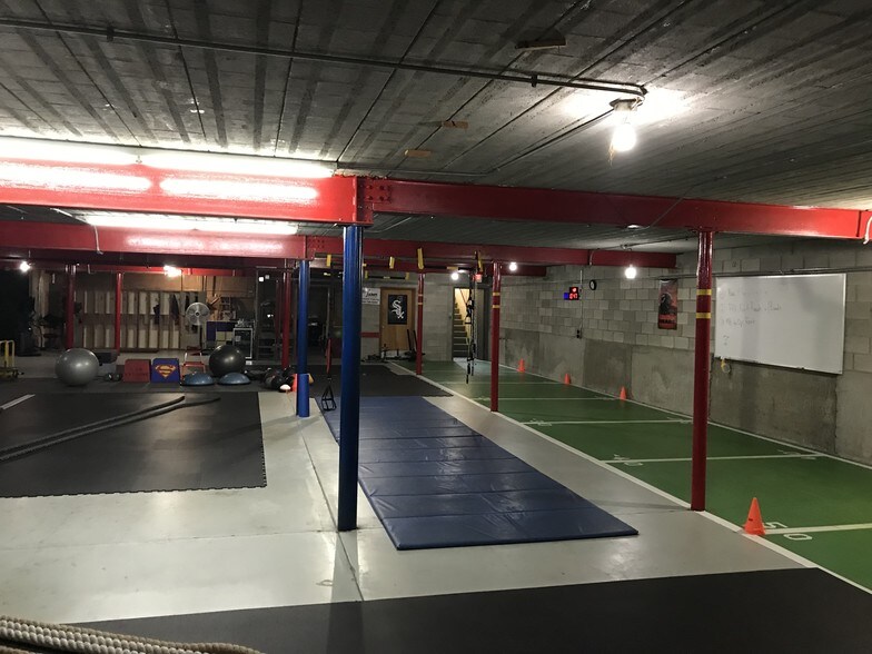 More Photos Of 5715 6th Ave, Kenosha Freestanding For Sale