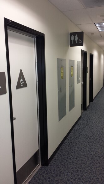 More Photos Of 2040-2068 Pacific Coast Hwy, Lomita Unknown For Lease