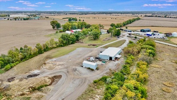 More Photos Of 3612 W Bloomington Rd, Champaign Truck Terminal For Sale
