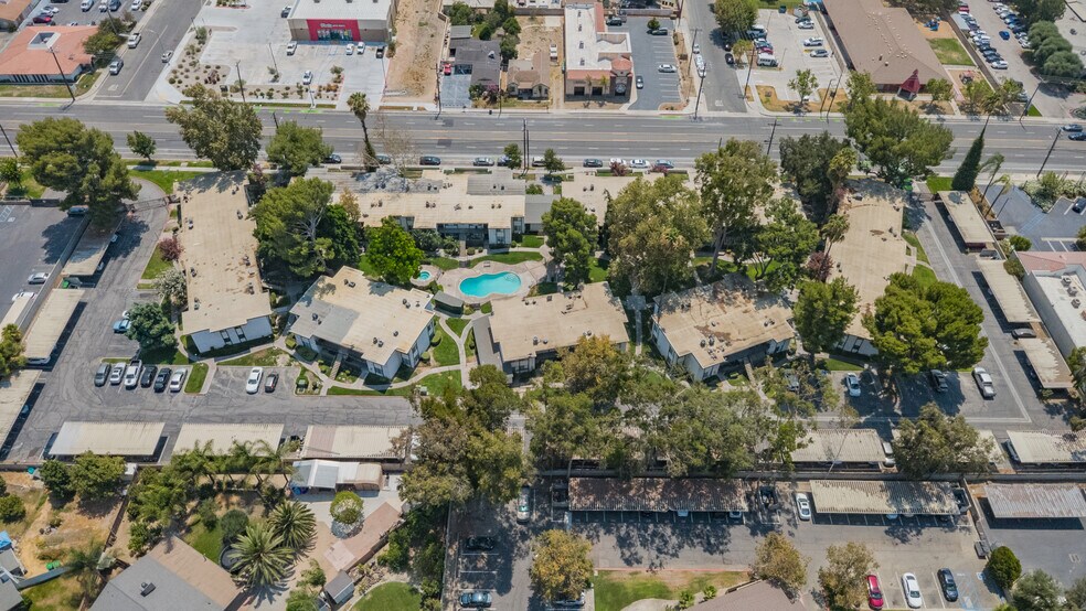 More Photos Of 1735 E Washington St, Colton Apartments For Sale