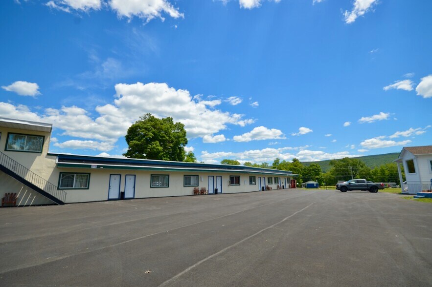 More Photos Of 6812 Route 209, Kerhonkson Hotel For Sale