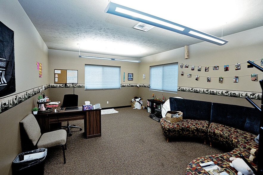 More Photos Of 6701 N Idaho Rd, Newman Lake Lodge Meeting Hall For Sale