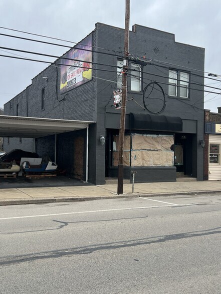 More Photos Of 924 4th Ave, Coraopolis Storefront Retail Residential For Lease