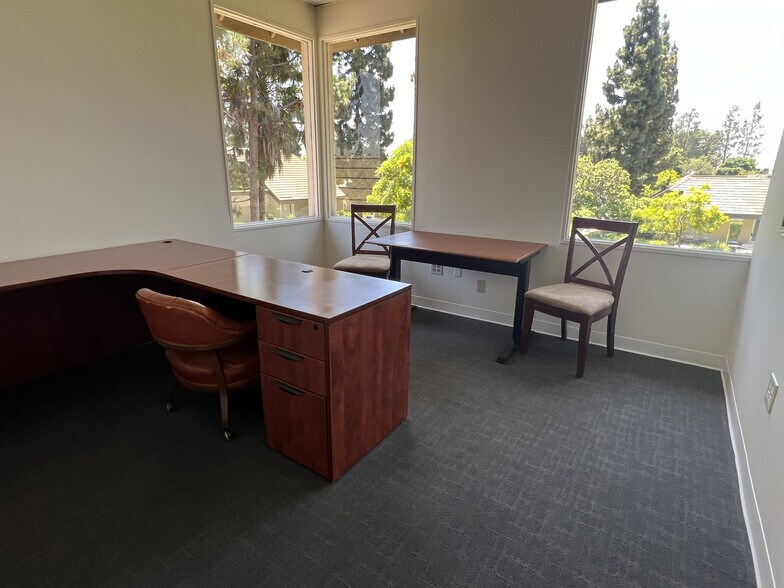 More Photos Of 1524 Brookhollow Dr, Santa Ana Coworking Space