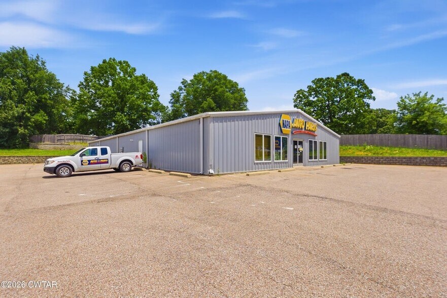 More Photos Of 342 N Church Ave, Henderson General Retail For Sale