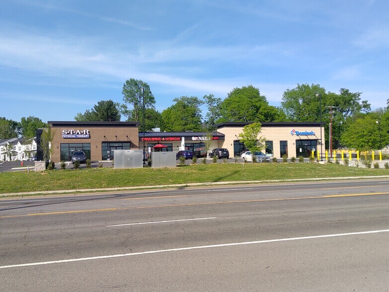 More Photos Of 500-512 Hadley Village Blvd, Old Hickory Storefront For Sale