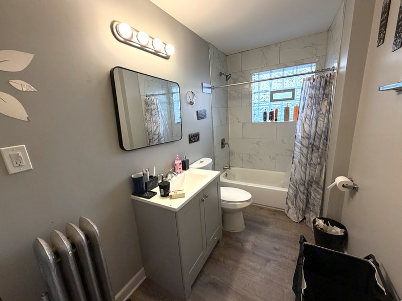 More Photos Of 37 W 14th Pl, Chicago Heights Apartments For Sale