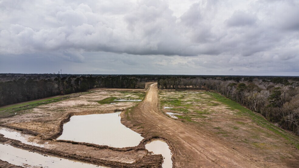 More Photos Of Highway 61, Hankamer Land For Sale