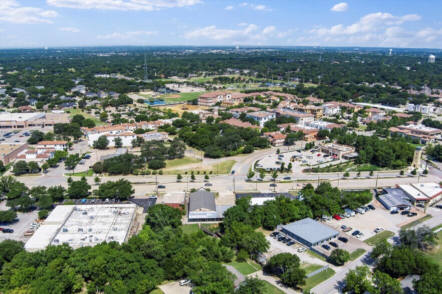 More Photos Of 5017 Colleyville Blvd, Colleyville Office For Sale