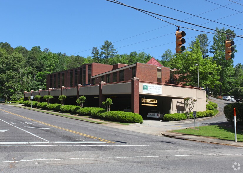 More Photos Of 900 Montclair Rd, Birmingham Office For Sale
