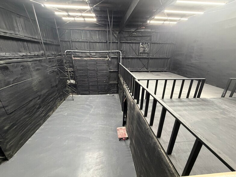 More Photos Of 2601 Lexington St, Kenner Warehouse For Sale