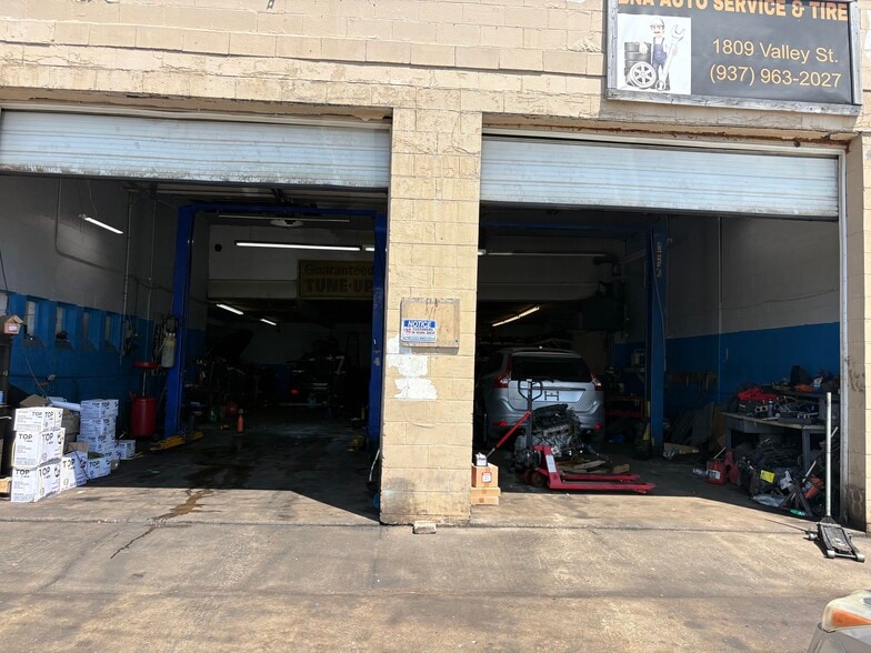 More Photos Of 1809 Valley St, Dayton Auto Repair For Sale